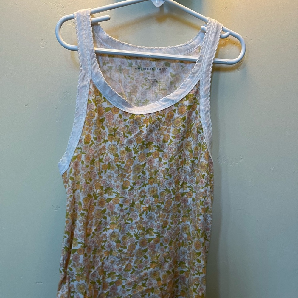 American Eagle floral tank top | women’s M